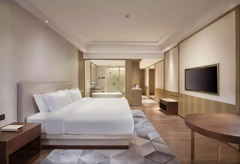 Hotelli Ramada Plaza By Wyndham Dongguan Songshan Lake