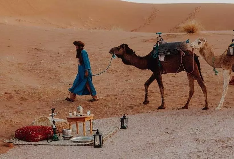 Hotelli Umnya Dune Camp