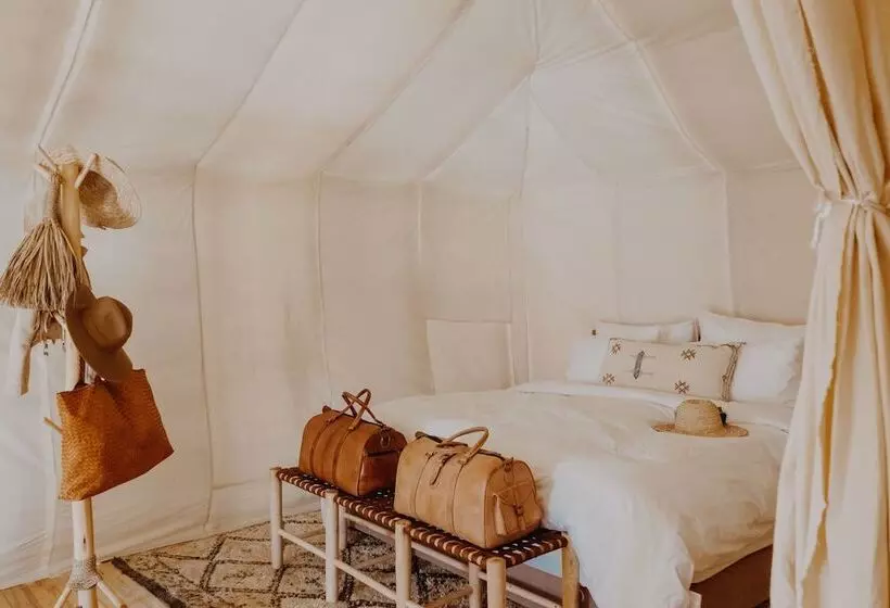 Hotelli Umnya Dune Camp
