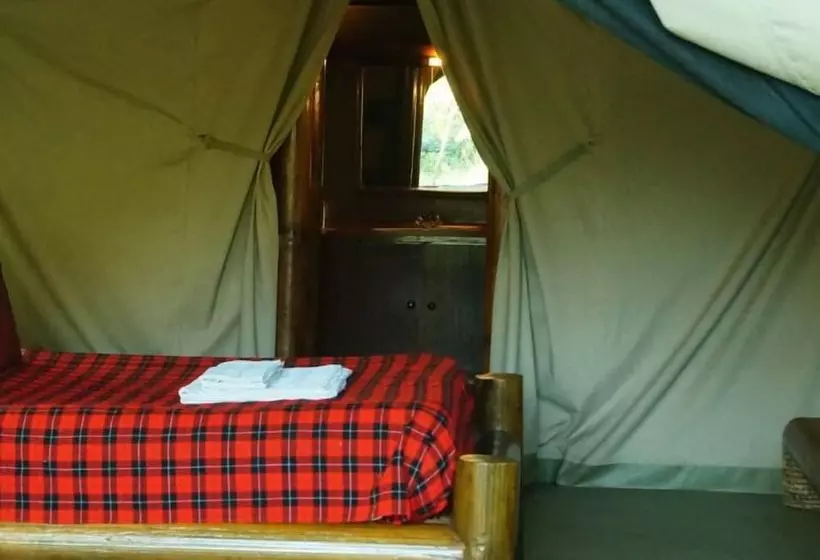 هتل Siana Springs Tented Camp