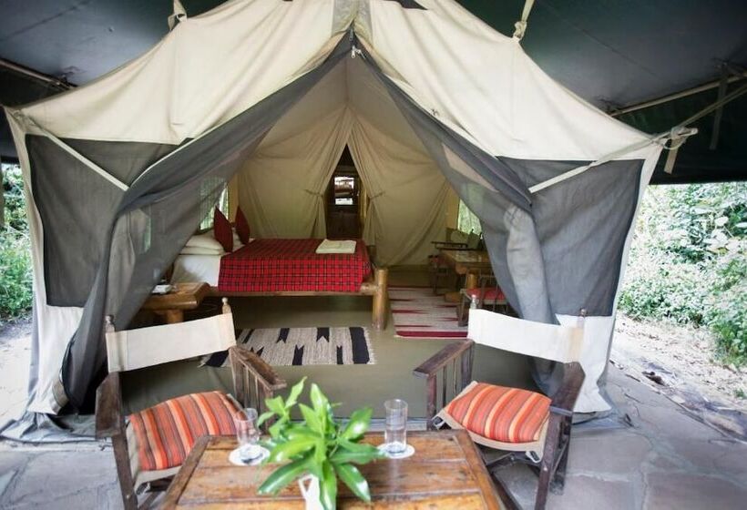 هتل Siana Springs Tented Camp