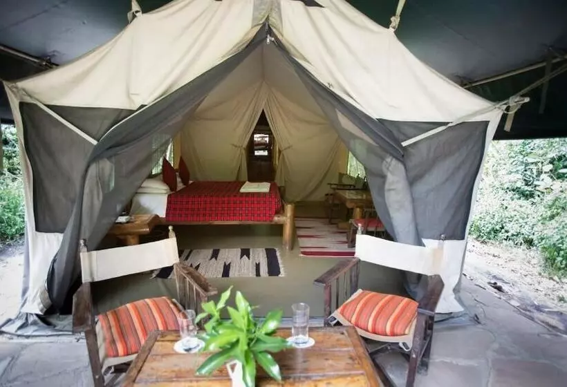 هتل Siana Springs Tented Camp