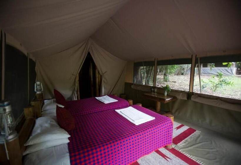 هتل Siana Springs Tented Camp