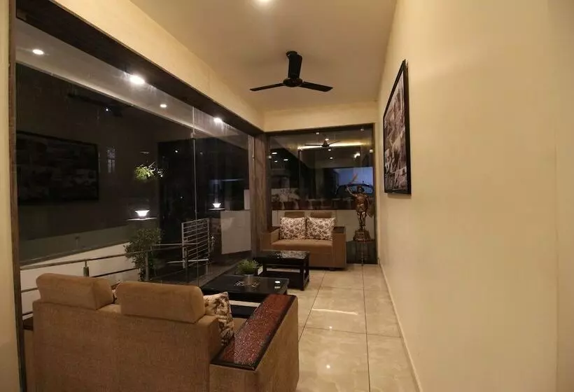 Hotelli The Butterfly Luxury Serviced Apartments Visakhapatnam