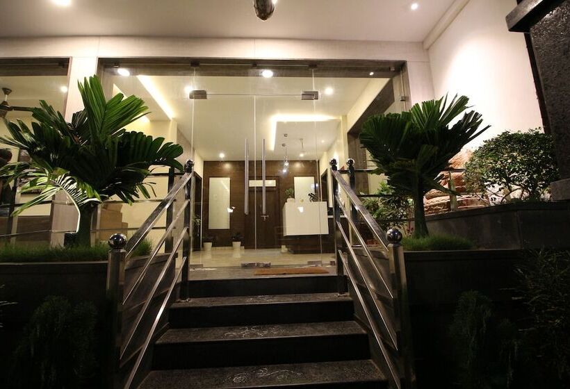 בית מלון כפרי The Butterfly Luxury Serviced Apartments Visakhapatnam