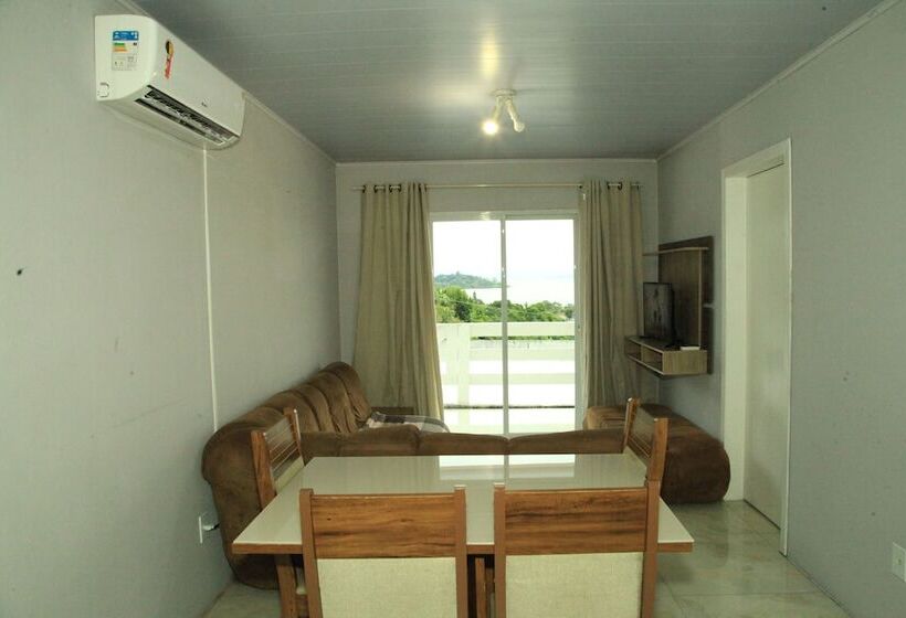 Отель Valentina 24 Horas