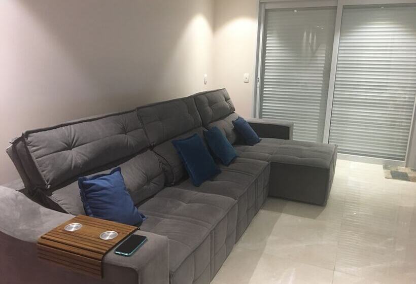 Отель Valentina 24 Horas