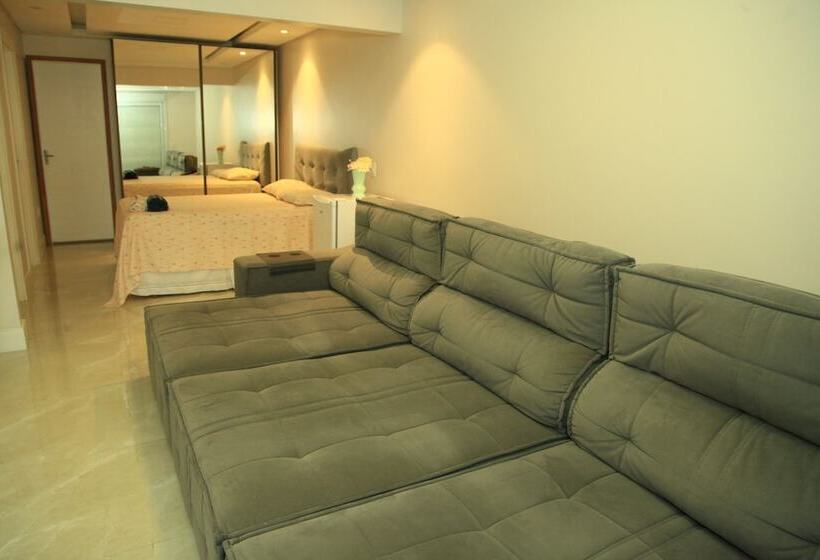 Отель Valentina 24 Horas