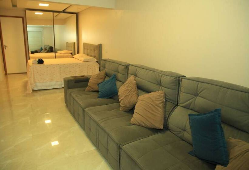 Отель Valentina 24 Horas