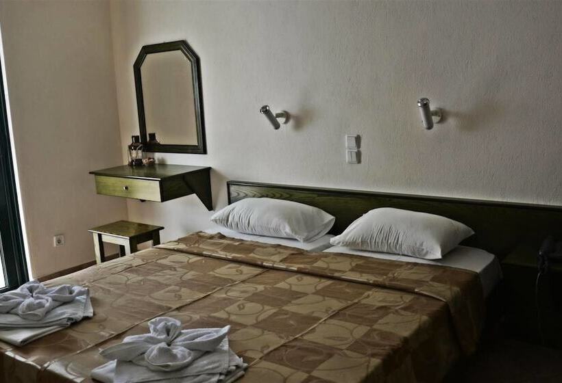 호텔 Villa Cariatis