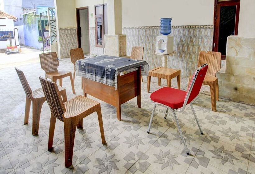 Hotel Zeevanna Guest House Syariah By Oyo