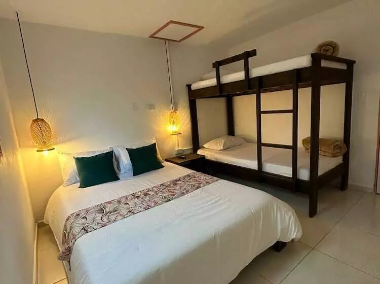 Mahalo Hostel Boutique