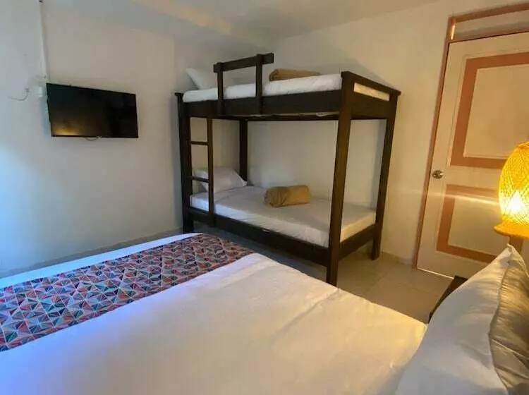 Mahalo Hostel Boutique