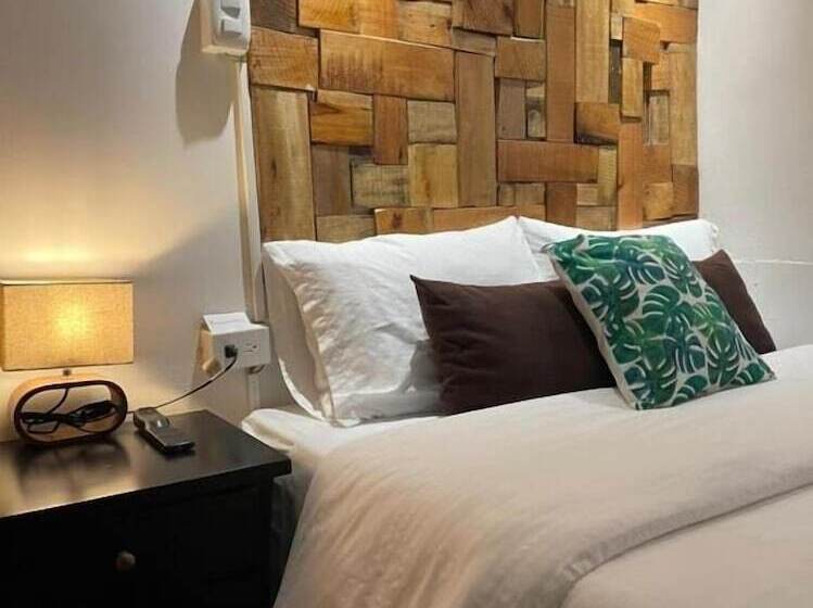 Mahalo Hostel Boutique