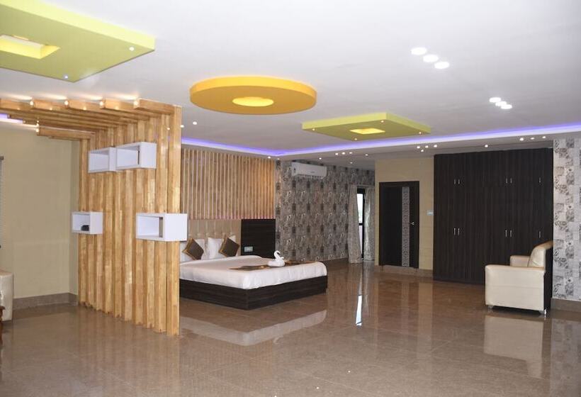 Modern Hotel And Restaurant