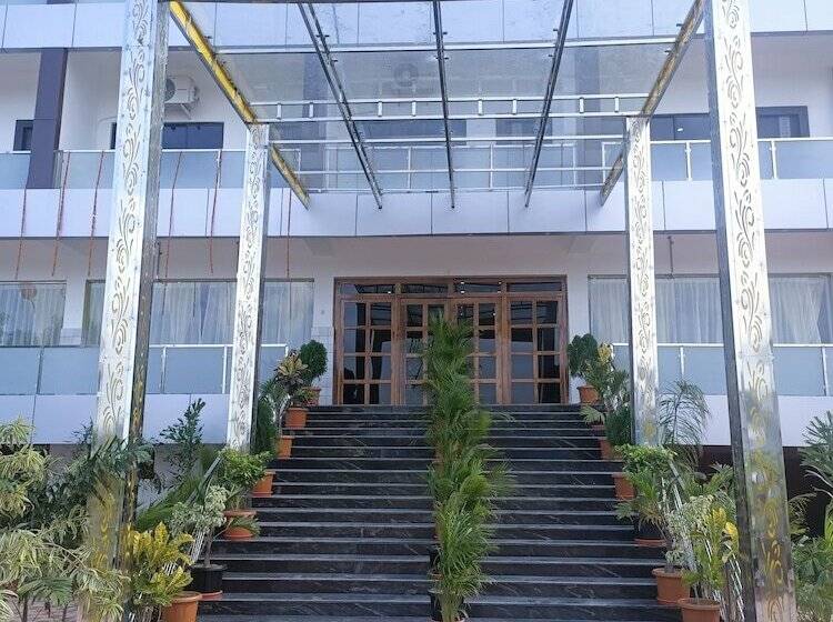 Modern Hotel And Restaurant