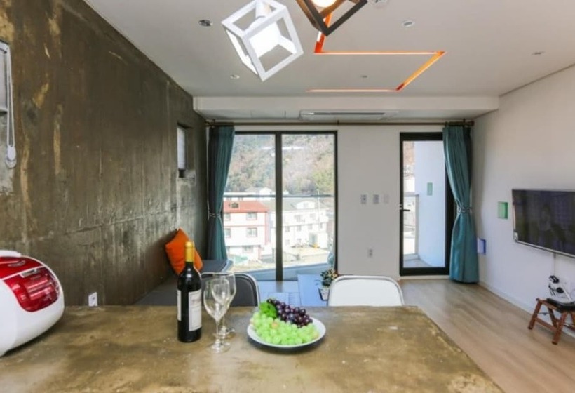 Muju Dada Pension [built In 2016]