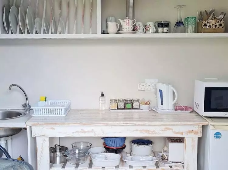 Majatalo Cherry Berry Lodge