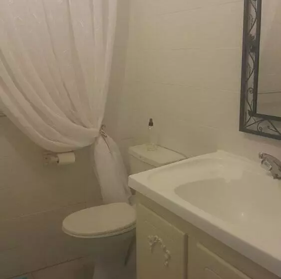 Majatalo Cherry Berry Lodge