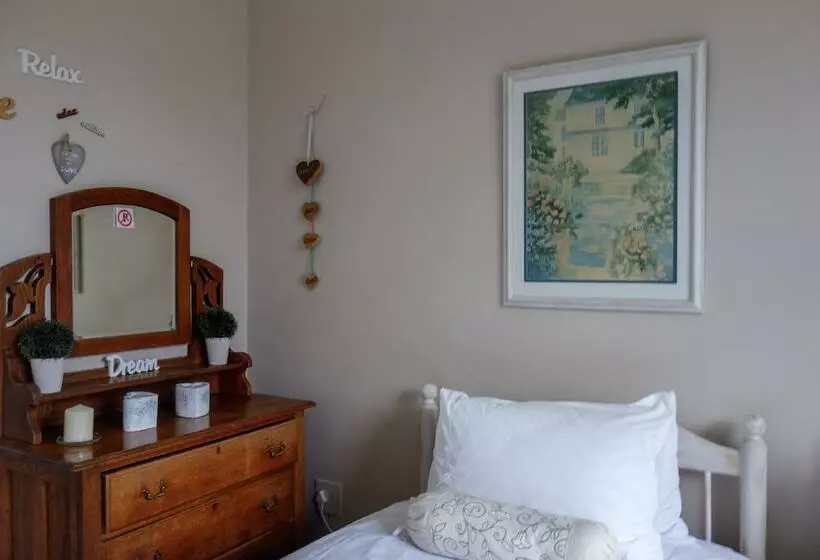 Majatalo Cherry Berry Lodge