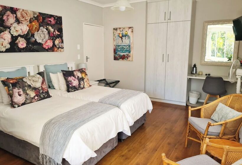 Пансион Cherry Berry Lodge