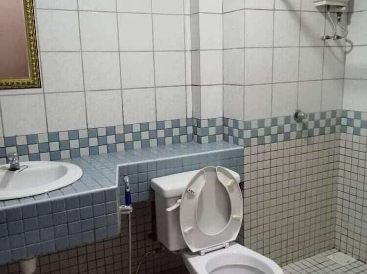 Seri Bulan Condominium