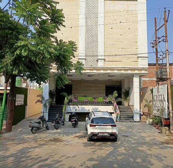 هتل Aurelia Grand Lucknow Couple Friendly