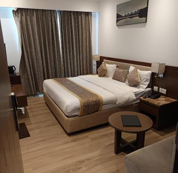 هتل Aurelia Grand Lucknow Couple Friendly