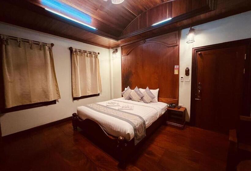 هتل Pumalin Villa