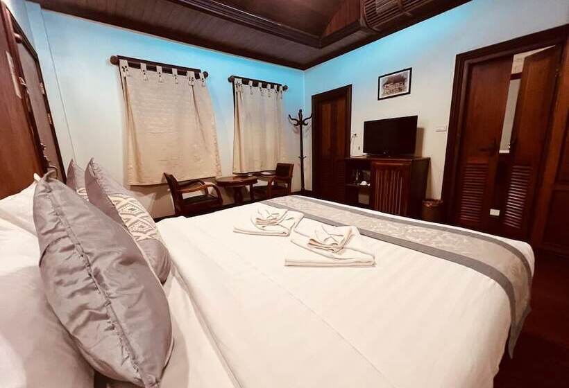 هتل Pumalin Villa