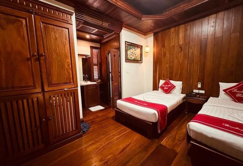 هتل Pumalin Villa