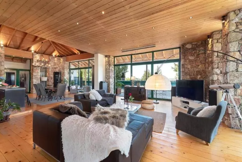 Hotelli Agrology Lux