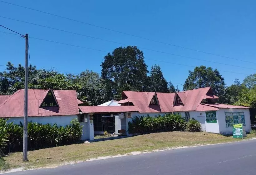 ホテル Amazon Lodge Varillal