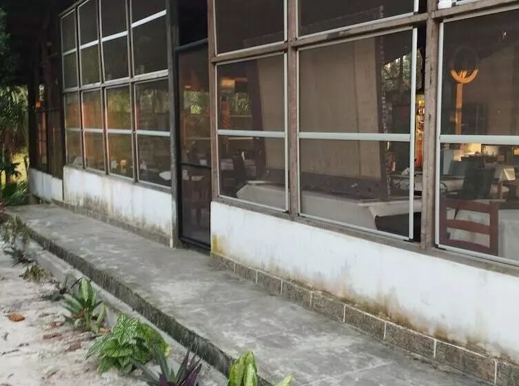 ホテル Amazon Lodge Varillal