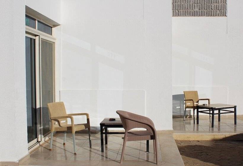 هتل Andalusia Blue Beach