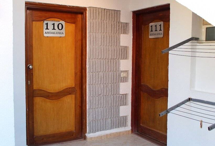 هتل Andalusia Blue Beach