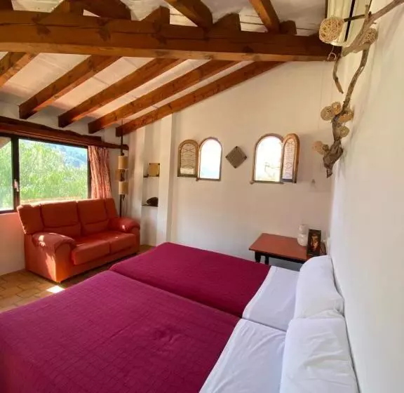 Hotel Can Pera Accommodation   Ti