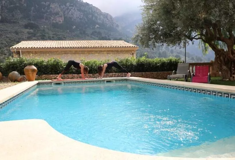 Hotel Can Pera Accommodation   Ti