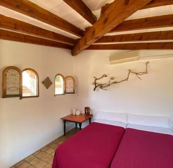 Hotel Can Pera Accommodation   Ti
