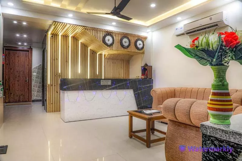 Hotelli Dhakad Gold