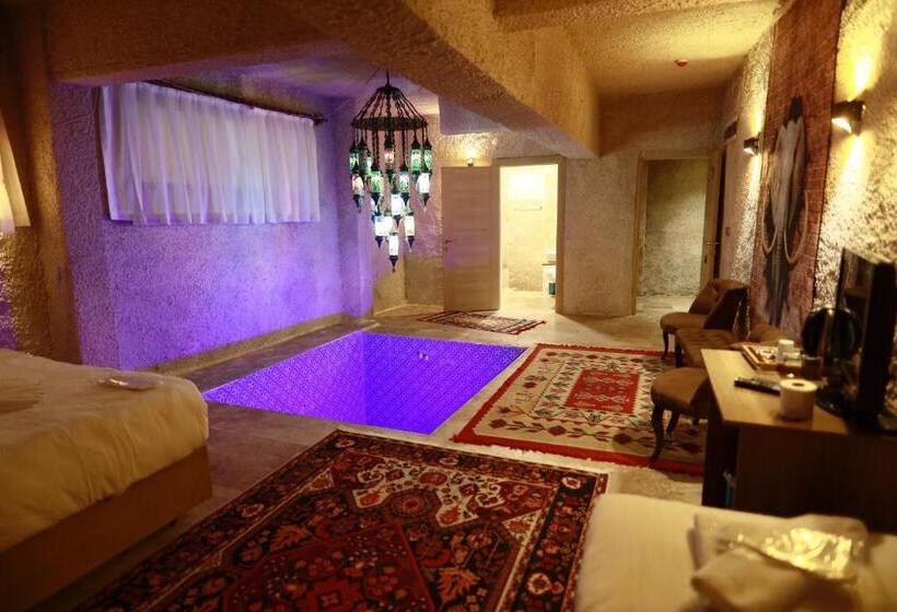 בית מלון כפרי Hydros Cave Suit