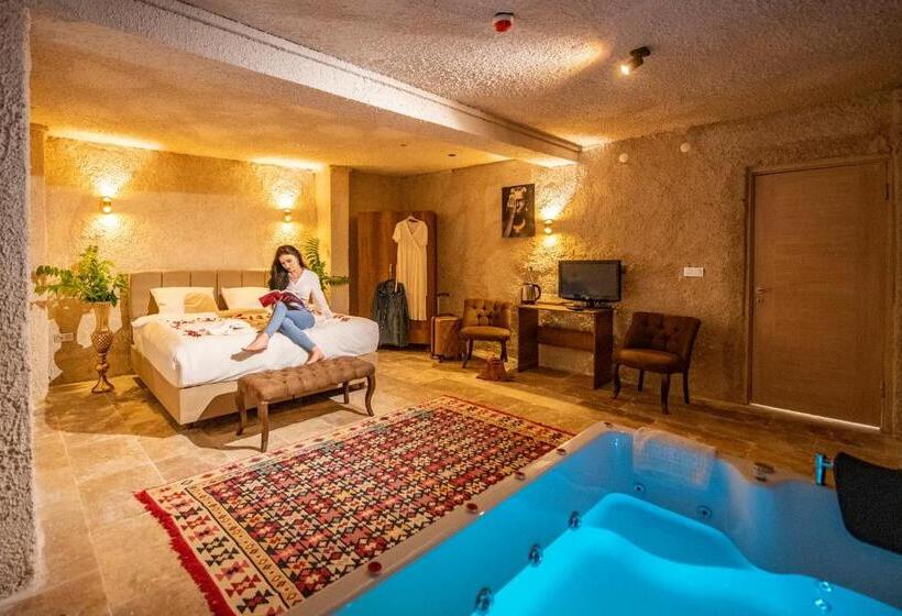 בית מלון כפרי Hydros Cave Suit