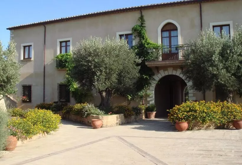 هتل Il Borghetto Beach Club Resort