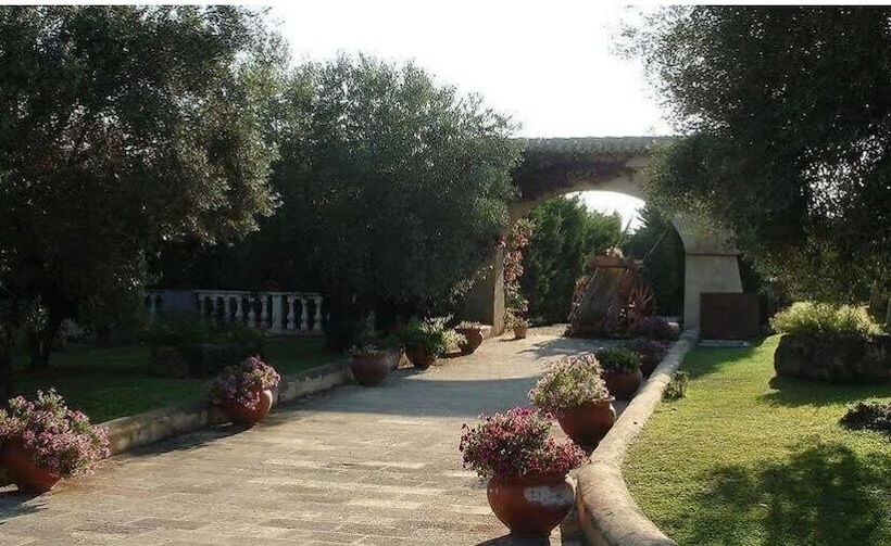 هتل Il Borghetto Beach Club Resort