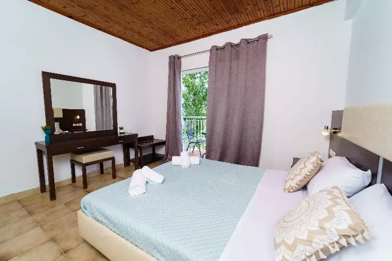 هتل Mayo Rooms