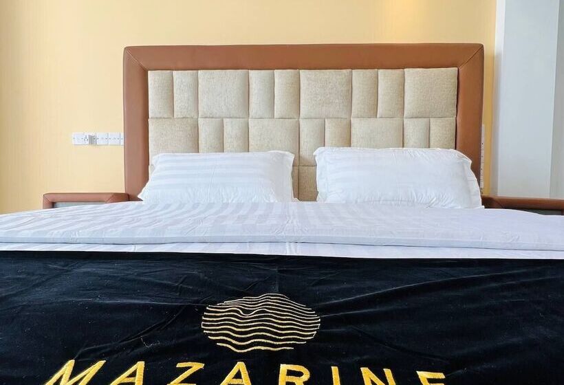 فندق Mazarine Surf Suites