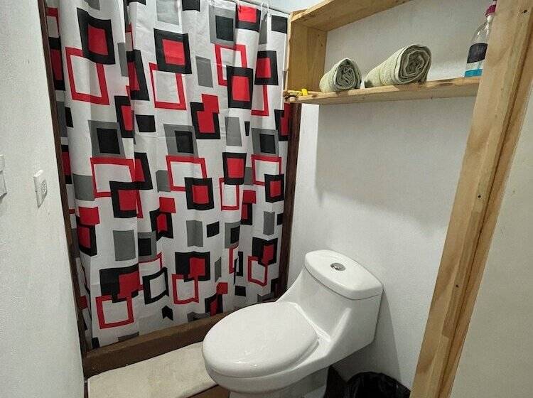 فندق Poas Volcano Rooms