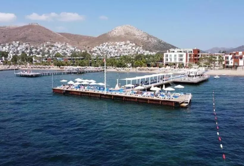 Hotelli Sundance Suites