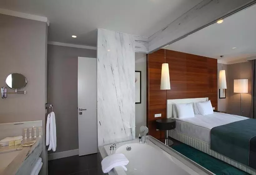 Hotelli Sundance Suites