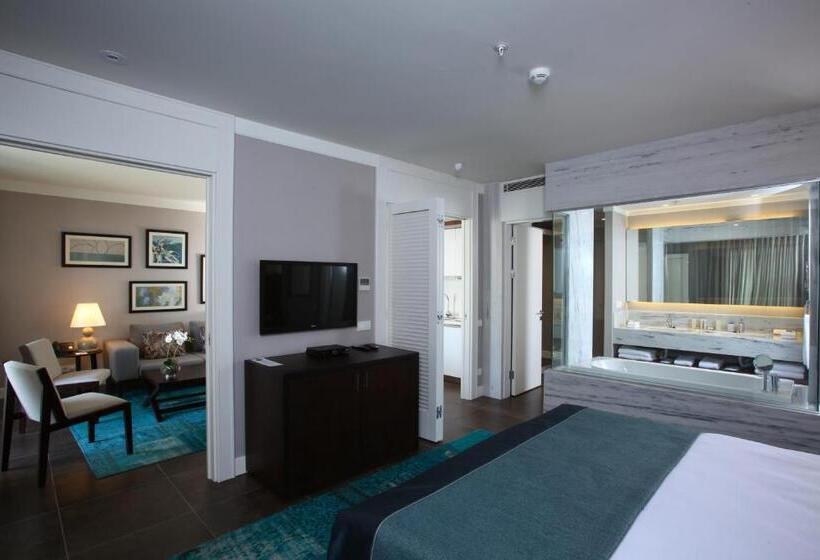 Отель Sundance Suites